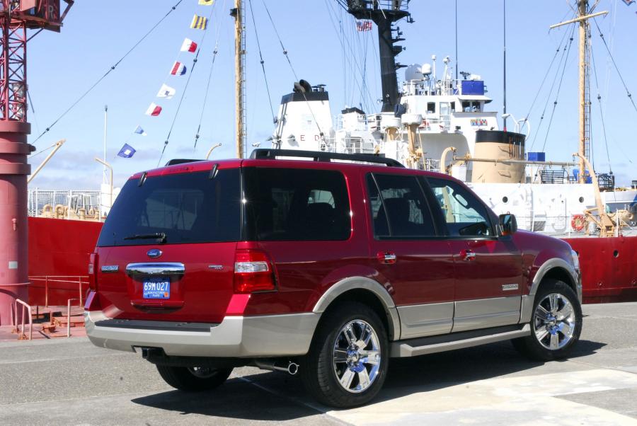  Ford Expedition 2007 года  (фото 17 из 80)